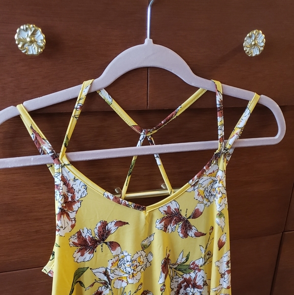 Yellow top - Picture 3 of 4